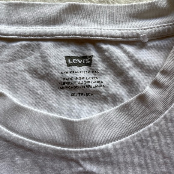 Levi’s “Saddle” Psychedelic T-shirt - Picture 4 of 6